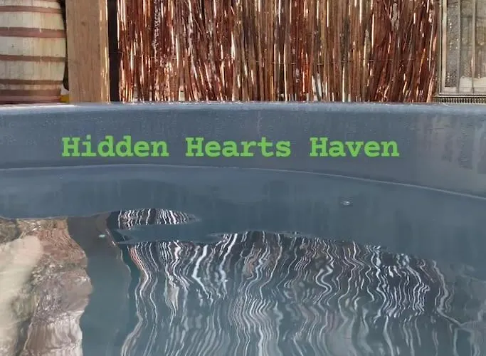 Hidden Hearts Apartment